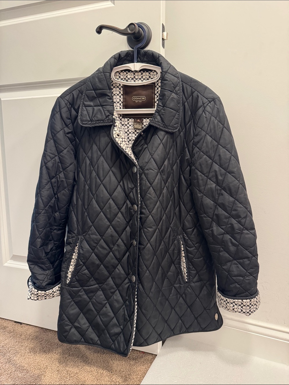 Coach signature c logo lined quilted jacket size medium